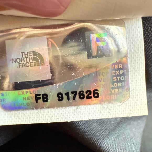 The North Face Women’s Black Hooded Nylon Windbreaker Rain Jacket Women's XS - Picture 14 of 14